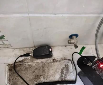 泸州市屋顶漏水维修公司分享下卫生间漏水的危害及解决方法